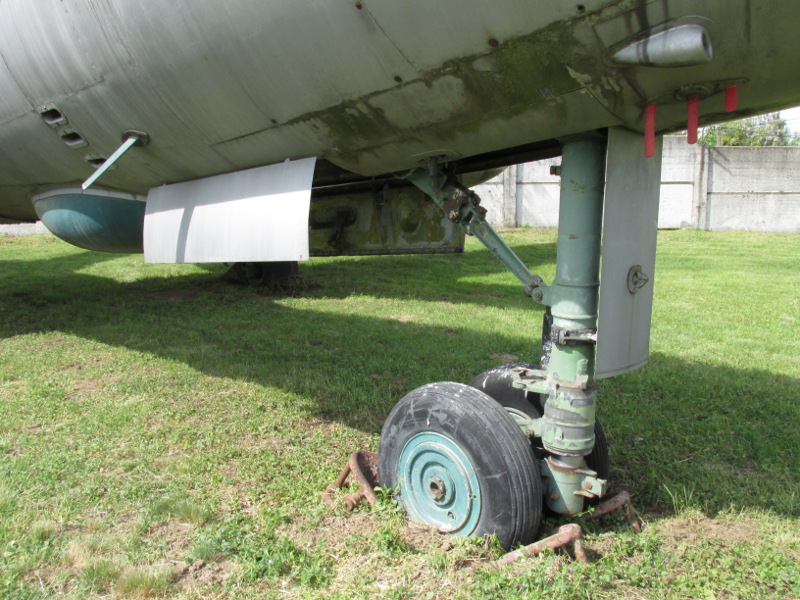 Az utolsó bombázó: a régi szolnoki repülőmúzeum Il-28-as repülőgépe#32